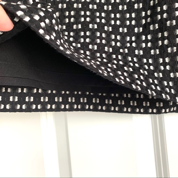 Anne Klein Black & White Short Mini Pencil Skirt Size 14 - Picture 3 of 9